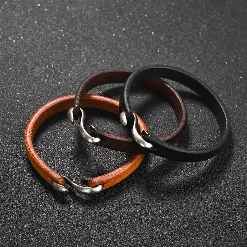 Sleek Zinc Alloy and Genuine Leather Bracelet