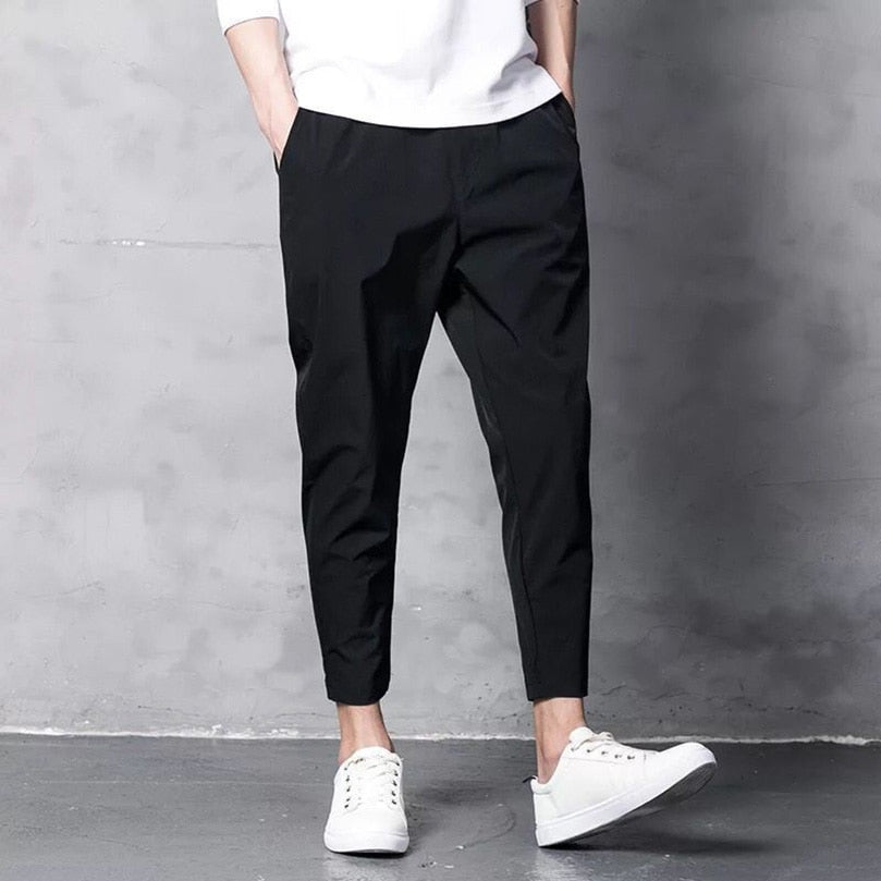 Cropped ankle length pull-on pants