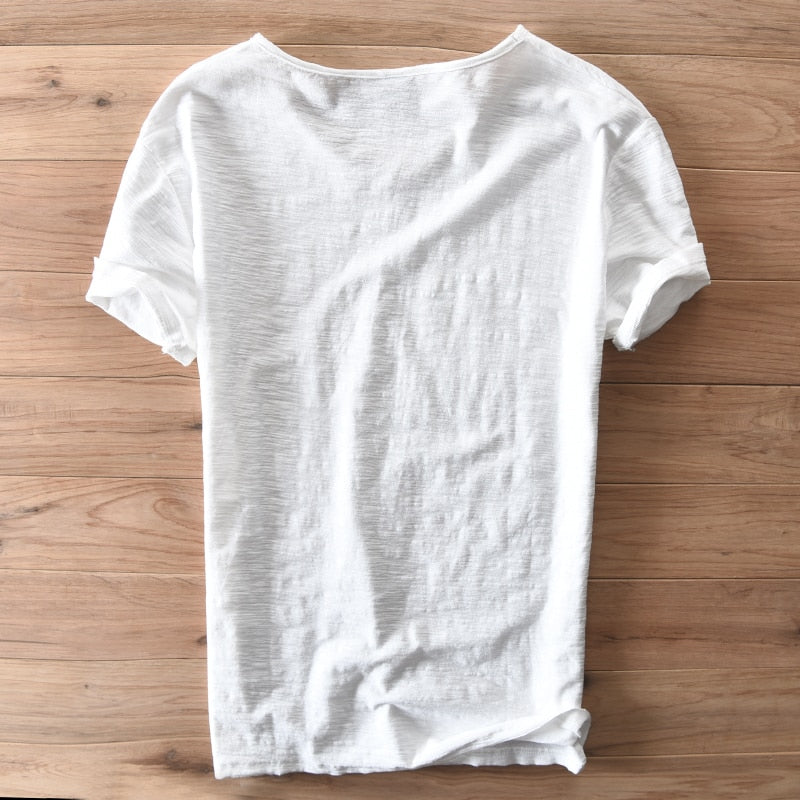 back of white e V-neck short sleeve t-shirt